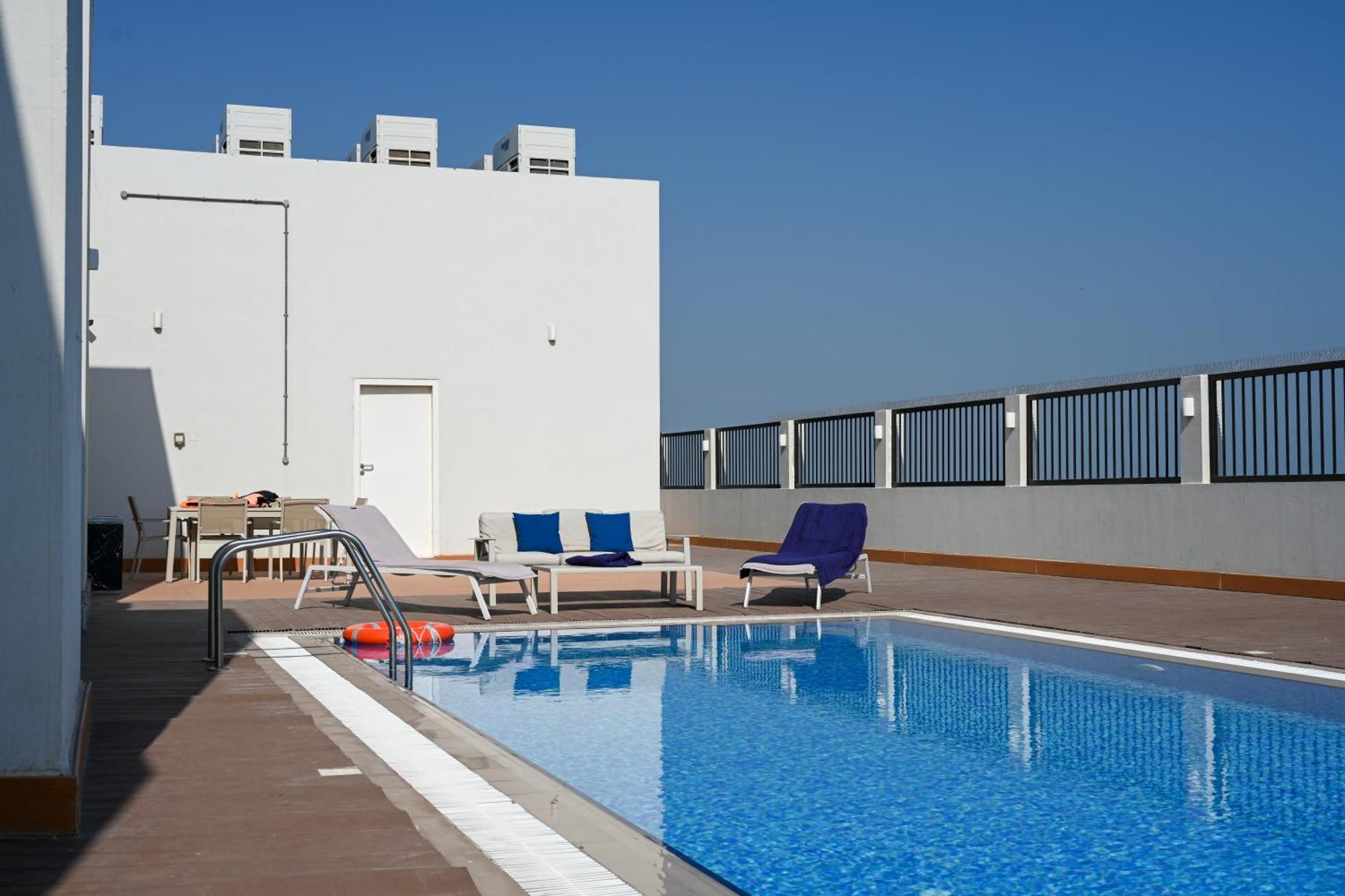 Sherao Hotel فندق شراعوه 도하 외부 사진